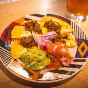 Santa Fe Nachos (4 pieces)