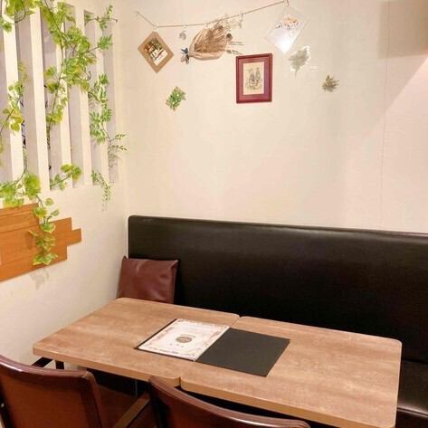 歓送迎会、女子会、誕生日会などの団体様でのご利用もお任せください！貸切のご利用は14名様から、最大24名様までご着席が可能です。ご予算に応じてご相談を承ることが可能ですので、お気軽にご相談ください。