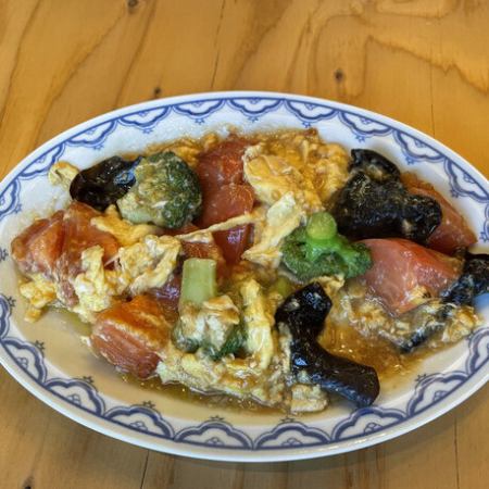 トマトときくらげの玉子炒め