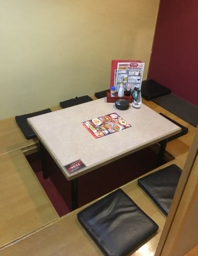 <p>【最大30名様】掘りごたつの個室席！大型宴会もお任せください！様々なお客様のニーズに合わせてご対応可能！</p>