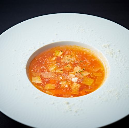 大阪もん野菜の入ったミネストローネ