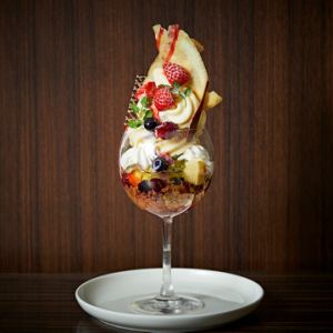 【限定5食】のアサイーパフェ