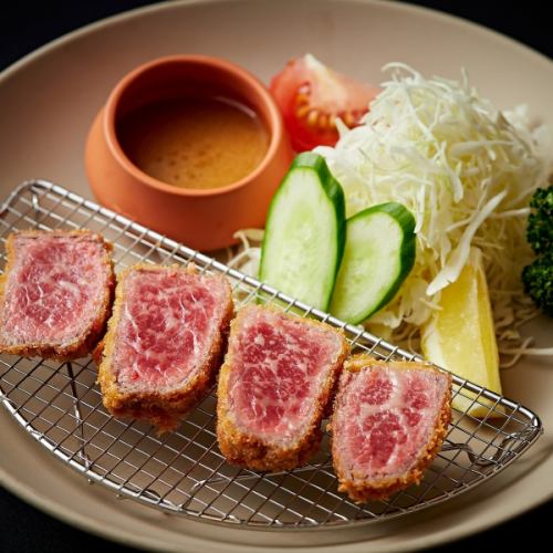 일본소의 육즙 쇠고기 커틀릿