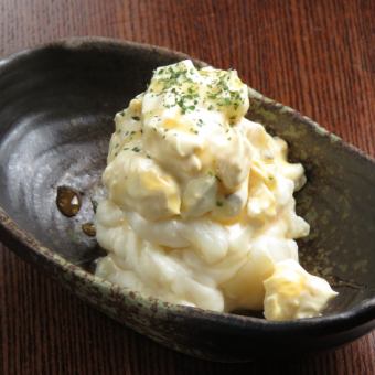 [Specialty] Potato salad topped with special tartar sauce