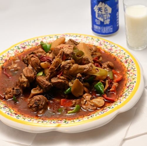 【ウイグル料理の定番★】スパイス香る料理を愉しむダーパンチー◎S(2人~3人前):2800円　L(4~5人前):3900円