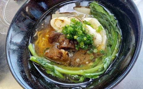 伊万里牛すじラーメン(要予約)
