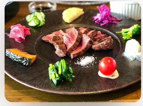 SHU LaBo ランチコース(選べるメイン 合い挽きハンバーグor赤身ステーキ)