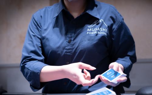 ディーラーも予約可能！