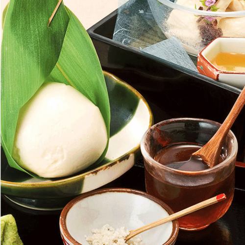 [Tofu cuisine] << Specialty >> Tofu wrapped in bamboo grass