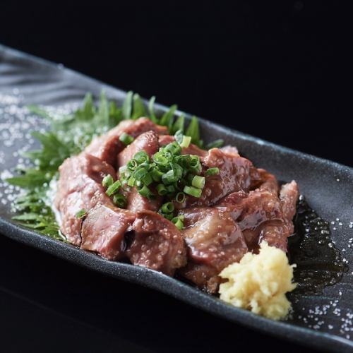 <Someone you like fits perfectly.An irresistible gem for lovers> Recommended meat dish 660 yen (tax included)