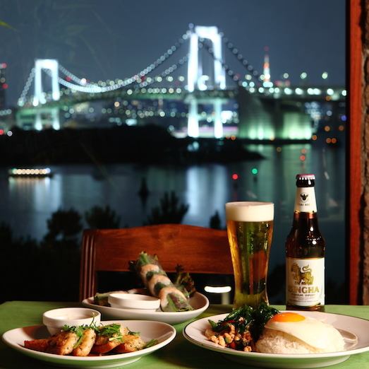 Aqua City Odaiba 4th floor We also have seats and private rooms with a panoramic view of Odaiba's night view.