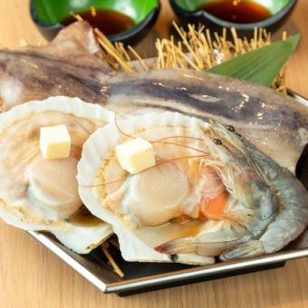「5種稀有部位」及牛生魚片、肉類壽司、海鮮等豐富的宴會內容【8,000日圓套餐+無限暢飲】