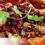 牛肉内蔵ミックス四川風煮込み