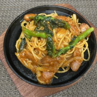 ソーセージのトマトパスタ