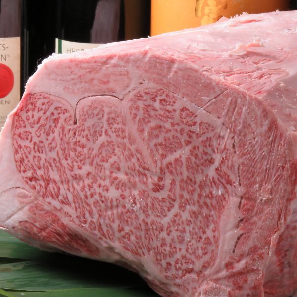当店は長野県産ブランド牛【信州プレミアム牛】を取り扱っております！是非ご堪能ください。