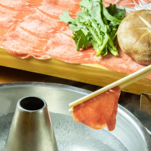 【上タンしゃぶしゃぶコース】上タン(タン元)150g・黒毛和牛特選ロース150ｇ野菜盛り付き6000円