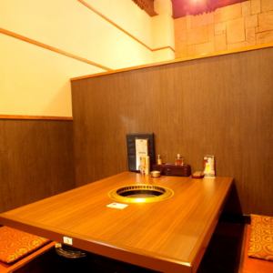 It is a seat on the first floor.Enjoy the good tatami room and good table☆