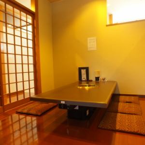 It is a private room on the 2nd floor with tatami mat seats.It is also convenient for talking with like-minded friends.It is also popular with families with children.