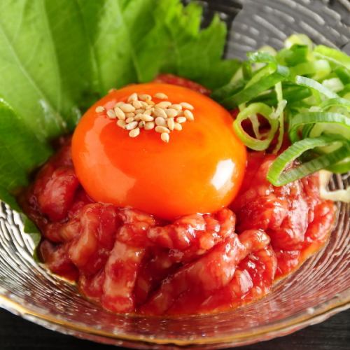 和牛ユッケ(タレ・塩)