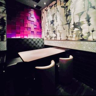 All seats are private rooms with doors♪ Space for a small number of people! Popular seats for dates and joint parties! There is no doubt that you can enjoy yourself without worrying about your surroundings in the calm seats! It is a private room that can be set up ♪ We will also make a surprise performance, so please contact us!