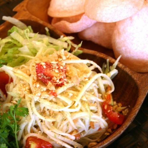 【ベトナム定番サラダ】青いパパイヤサラダ