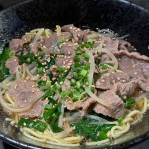 烤肉拉麵