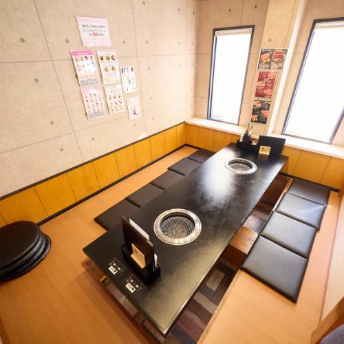 10名様掘りごたつ席×1(カーテン仕切りになります)