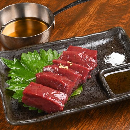 炙りレバー・炙りユッケ