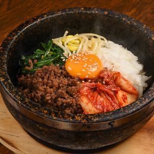 ビビンバ・そぼろ丼