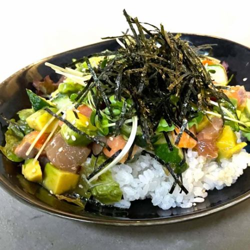 【　井の頭公園が一望できる屋上BBQビアガーデンがNEWOPEN　】
『HONOO』　【 @inokashira_honoo】

吉祥寺から徒歩4分🚶💨
手ぶらでも、持ち込みでもOK‼️駅チカだからこそ、途中で買い出しもできちゃう🍺
女子会や、パーティー、仲間とのイベントにぴったりなBBQビアガーデンです✨

自然豊かな井の頭公園内で四季が楽しめる、唯一無二のテラス席をご用意。
桜や、紅葉、暑い夏にキンキンに冷えたビールをお楽しみいただけます‼️

《　ペット連れOK🐕️HONOOの多目的な楽しみ方♪　》
大好きなペットと一緒に、風を感じながらコーヒーや紅茶とスイーツを楽しんだり、テラスでゆったりコーヒーと読書を楽しむのもOK！
今日のお店はどこにする？ママ友とのランチやディナーでの利用にもオススメです。
当店のランチの名物は＼自家製タルタルサバサンド／
都会の賑やかさから離れて、静かなひとときを楽しみませんか〜☕️
一人で来てもOK、みんなでワイワイ過ごしてもOK！様々なシーンにご利用ください✨

《　HONOOがご用意する食材　》
美味しいお肉や新鮮なお野菜をご用意しております🍅
ソーセージは、西東京からお取り寄せしておりますので、ぜひご賞味いただきたい一品でございます。
ガッツリ系だけではなく、写真映えするお料理もございます♡
ほかにも、「ホタテとエビのアヒージョ」や「スルメイカの赤ワインバター醤油」などのオシャレな料理を多数ご用意📷

《　持ち込みで大歓迎🙌🏻好きな食材でお楽しみいただけます　》
食材＆飲み物持ち込みプランは、お1人様1時間880円〜承ります！
自分の好きな食材とお酒を楽しみたい方にオススメです🍻必要な機材や食器類は揃っているので、荷物も重くない💪
＼なんと／冷えたグラス・氷・炭酸水は無料‼️近くにはスーパーやコンビニもございますので、食材調達にも困りません。

皆様のご来店、心よりお待ちしております。
『HONOO』　【 @inokashira_honoo】
#吉祥寺よるごはん
#honoo
#吉祥寺ゆっくりランチ
#井の頭公園駅
#吉祥寺デート
#吉祥寺
#井の頭公園デート
#井の頭公園桜
#吉祥寺ビアガーデン
#吉祥寺でランチ
#吉祥寺ご飯
#吉祥寺ディナー
#吉祥寺えき