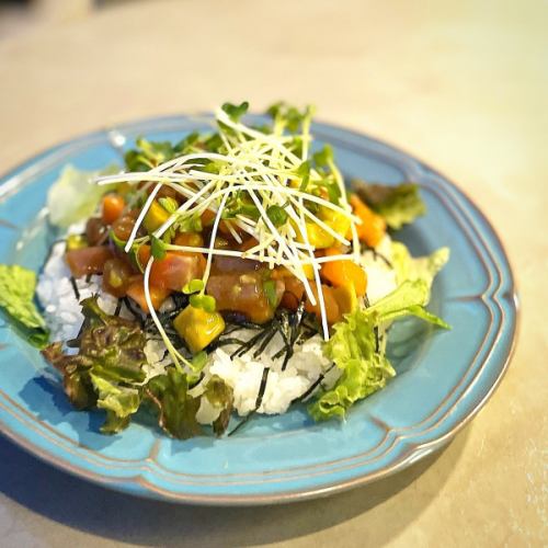 .
🔥冬のテラスには、心が温かくなる瞬間がある。
真っ赤に燃える炭火の音。
湯気の立つお肉とスープ。
誰かと笑いあう時間。
特別じゃないのに、特別になる。
冬の夜は、ゆっくり楽しむのがいちばん⛄️
#冬BBQ
#あったかテラス
#焚き火気分
#外飲み女子
#テラスデート
#ナイトテラス
#冬映え
#吉祥寺女子会
#屋上BBQ
#TokyoNight
#WinterVibes
#HotTerrace
#RooftopTokyo
#FoodieTokyo
#心が温まる時間