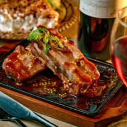 豪快スペアリブのオーブン焼き「マッシュハニーマスタード」