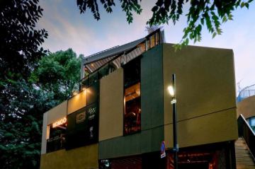 .
🔥【吉祥寺】外で