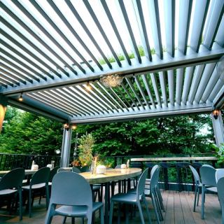 [2F] Rooftop terrace table seating for 25-30 people! BBQ & beer and wine available!