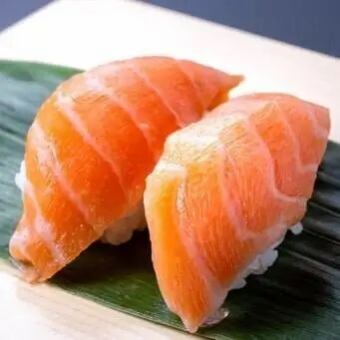 Salmon sushi