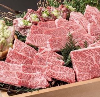 ゆったり座れるソファ席★こだわりお肉の焼肉を食べ放題でお楽しみ下さい♪【池袋 焼肉 個室 誕生日 宴会 飲み放題 食べ放題 歓送迎会】