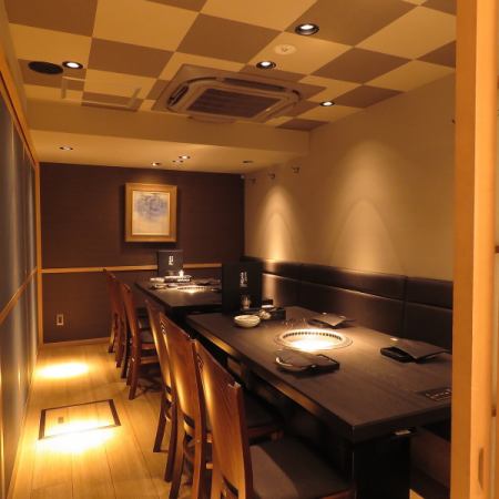 A completely private room with a calm atmosphere.The layout can be changed depending on the number of people.In the private room, you can enjoy meals and conversations without worrying about the surroundings.Early reservation is recommended for popular private rooms ◎ For more information, please contact the store directly.