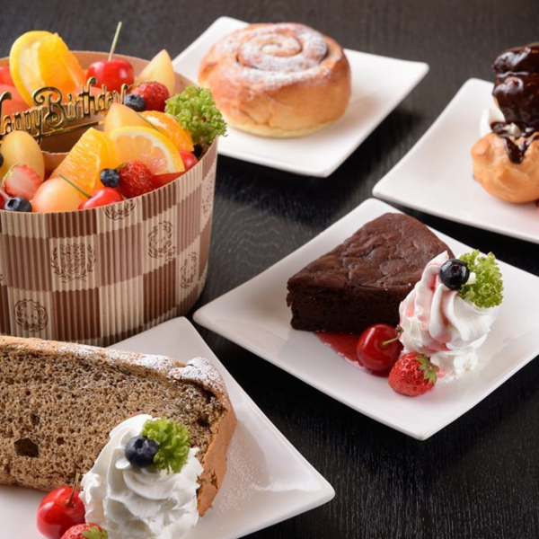 Don't miss the sweets made by the exclusive pastry chef!