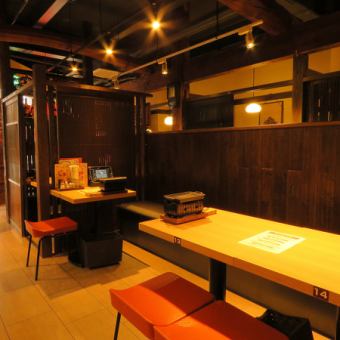 ボックス席は4人席が5卓あります♪