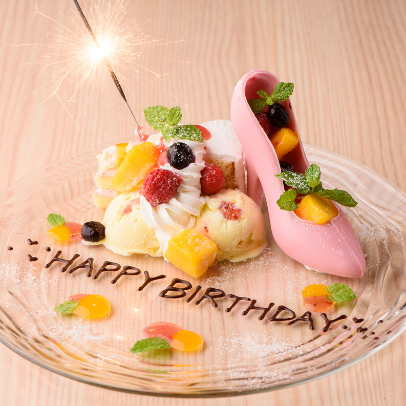 ♡お誕生日プレート♡ 【⑦ぎらぎら】 🎂大切な記念日に🎂ANNIVERSARY PLATE🍽️】 @ginza_ono_official 誕生