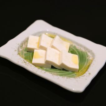 江田島オリーブ冷奴