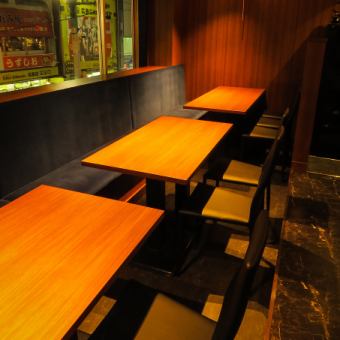 Table seats for company banquets.You can relax on the bench seat.Birthday / Anniversary / Steak / Teppanyaki / Entertainment / Meat / Lunch