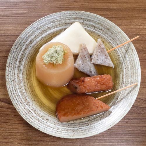 丁寧にとったあご出汁がジュワッと広がるアツアツおでん