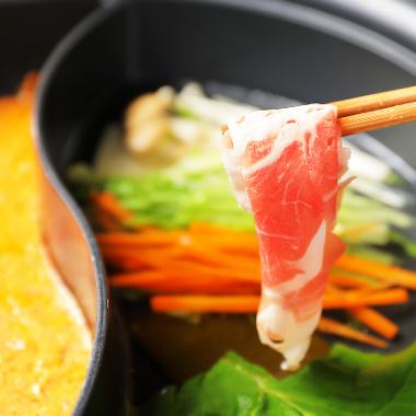 【仅限午餐】严选羊肉涮锅◆自助餐+软饮吧★无限欢乐时光