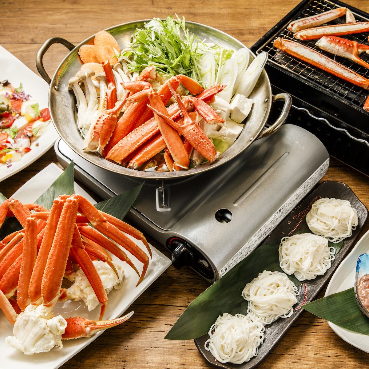[90 minutes all-you-can-drink included] "Crab Suki & Grilled Crab" 3,980 yen "Robatayaki Lunch Banquet" 2,980 yen