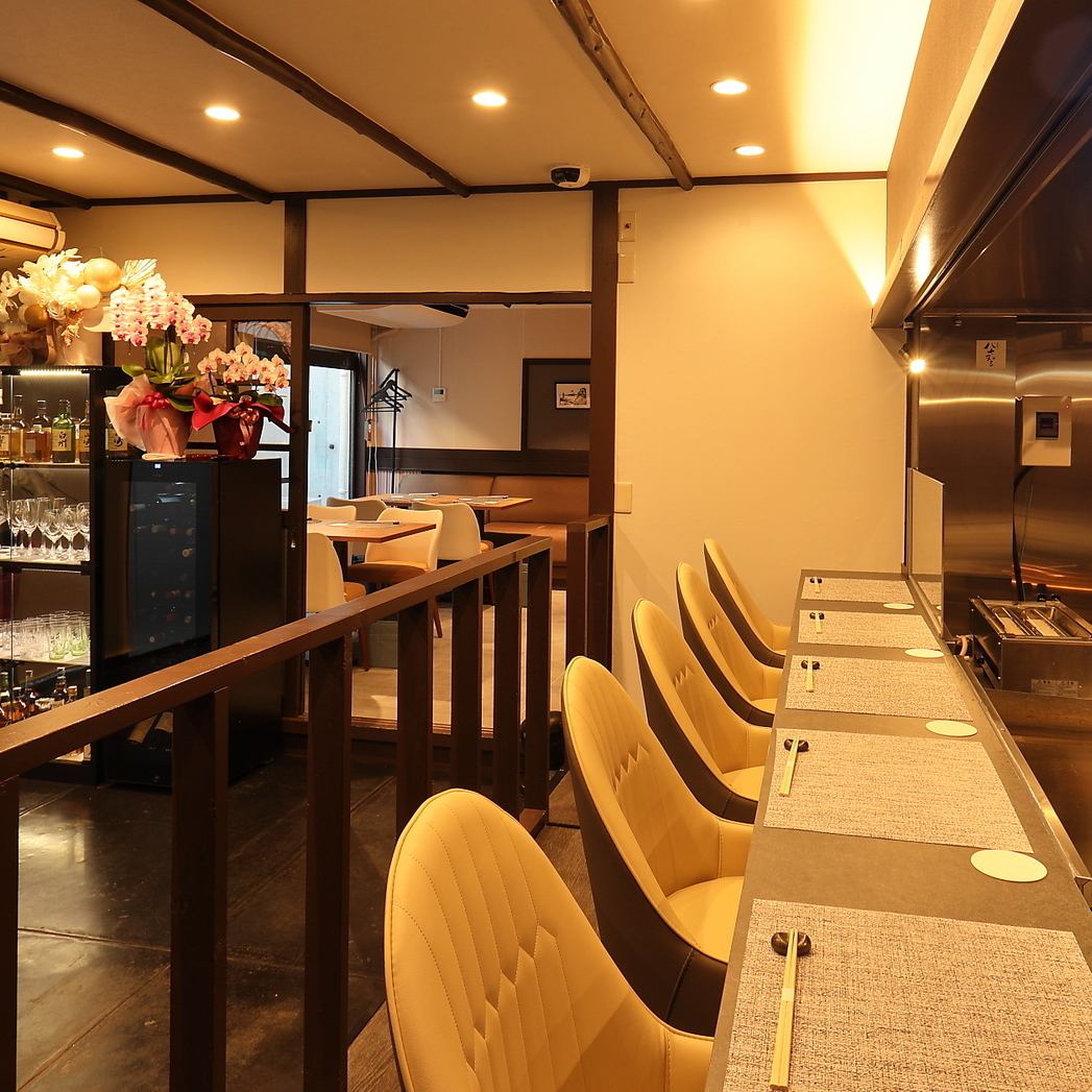 喧騒から離れた雰囲気自慢の当店で臨場感あふれる体験を◎