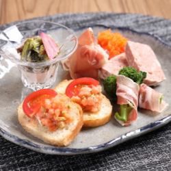 本日の前菜盛り合わせ