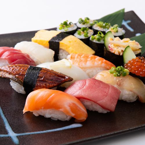 Sushi starts at 110 yen per piece (tax included)♪