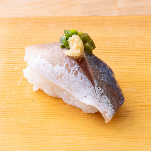 Horse mackerel/grilled horse mackerel