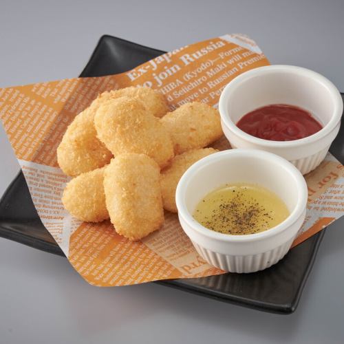 奶酪薯条配糖黄油